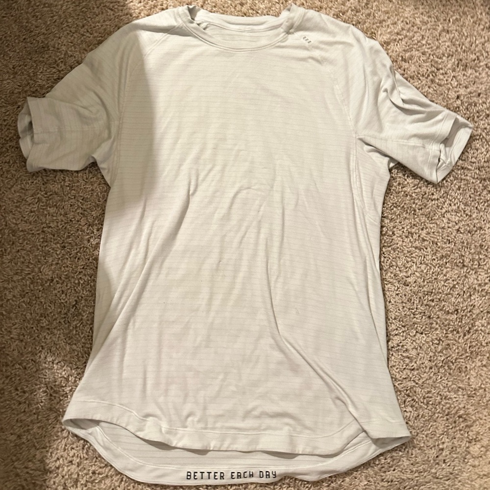White lululemon surge shirt